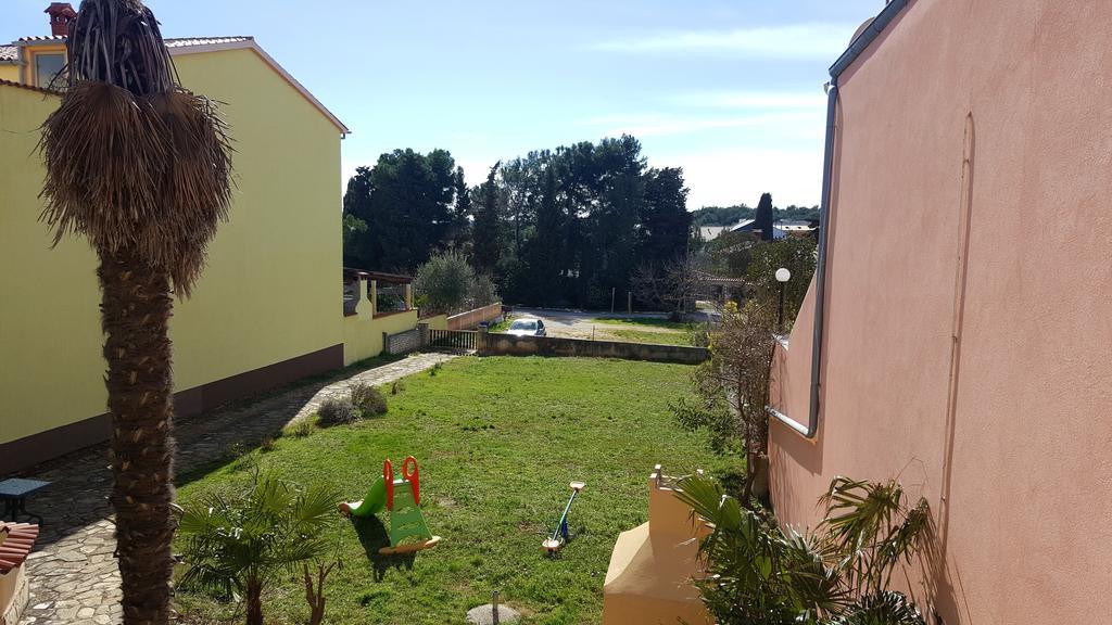 Apartmani Koin Medulin Exterior foto